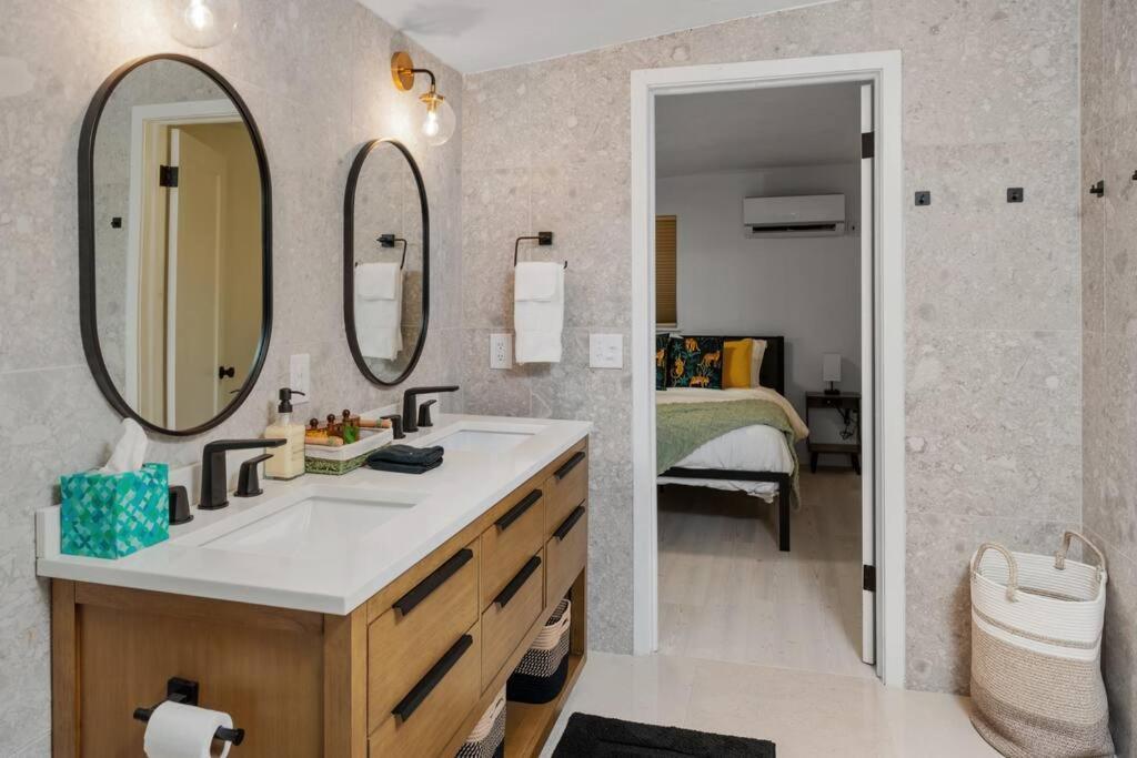 Smart Bungalow: 10-Min To Uf, Central Location Ґейнсвілл Екстер'єр фото